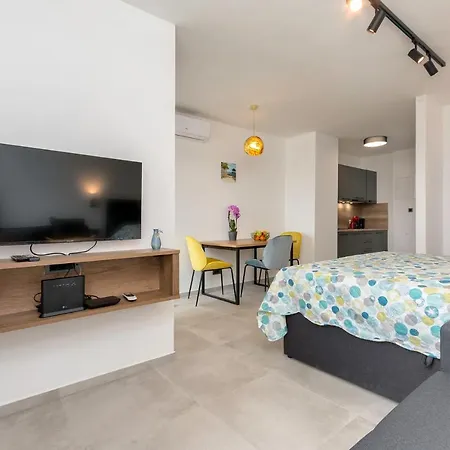 Apartment Tramonto Pula